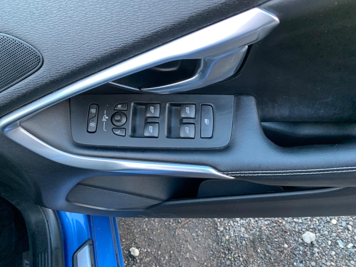 Used Volvo V40 2016 for sale - 76759291: Photo 21