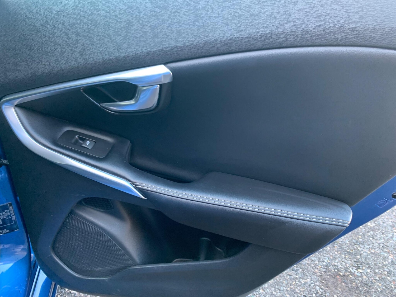 Used Volvo V40 2016 for sale - 76759291: Photo 25