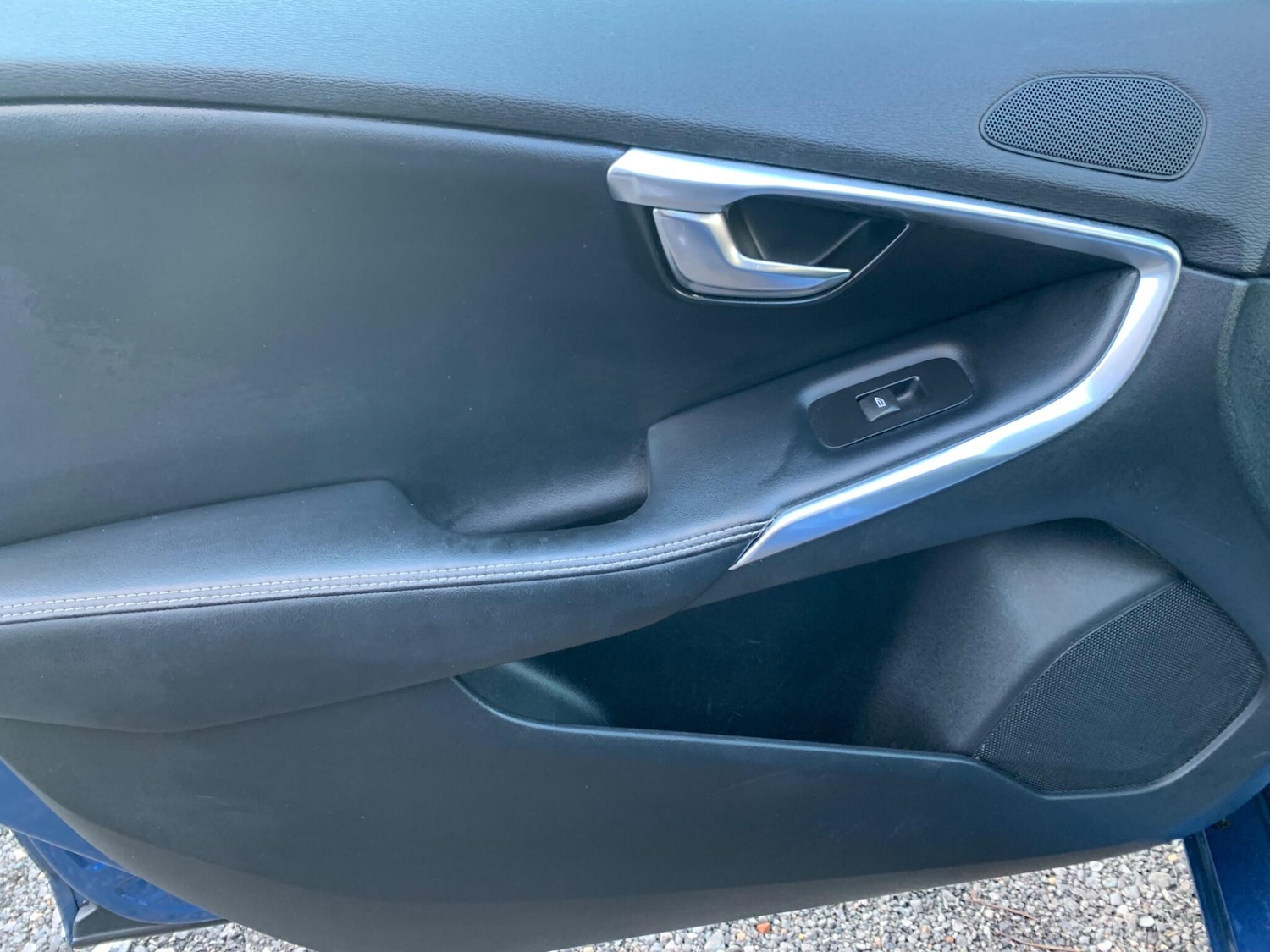 Used Volvo V40 2016 for sale - 76759291: Photo 27