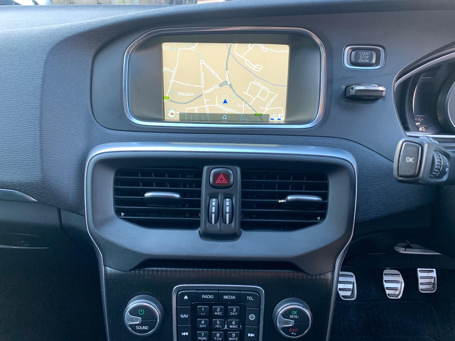 Used Volvo V40 2016 for sale - 76759291: Photo 34