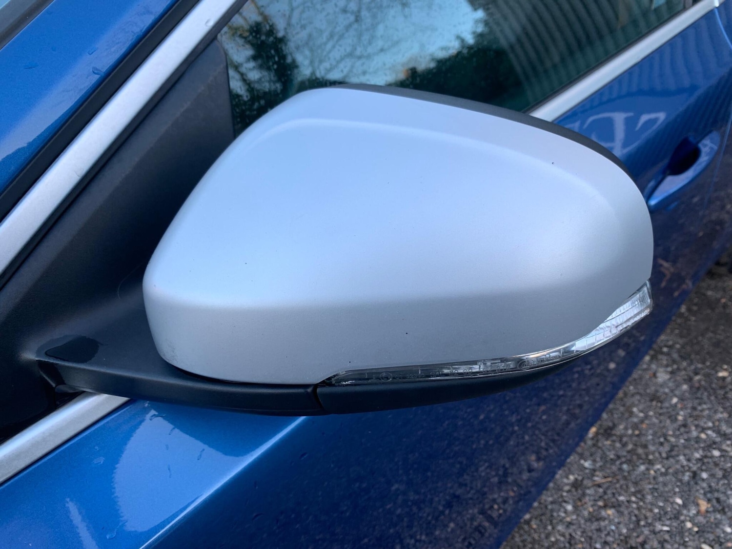 Used Volvo V40 2016 for sale - 76759291: Photo 38