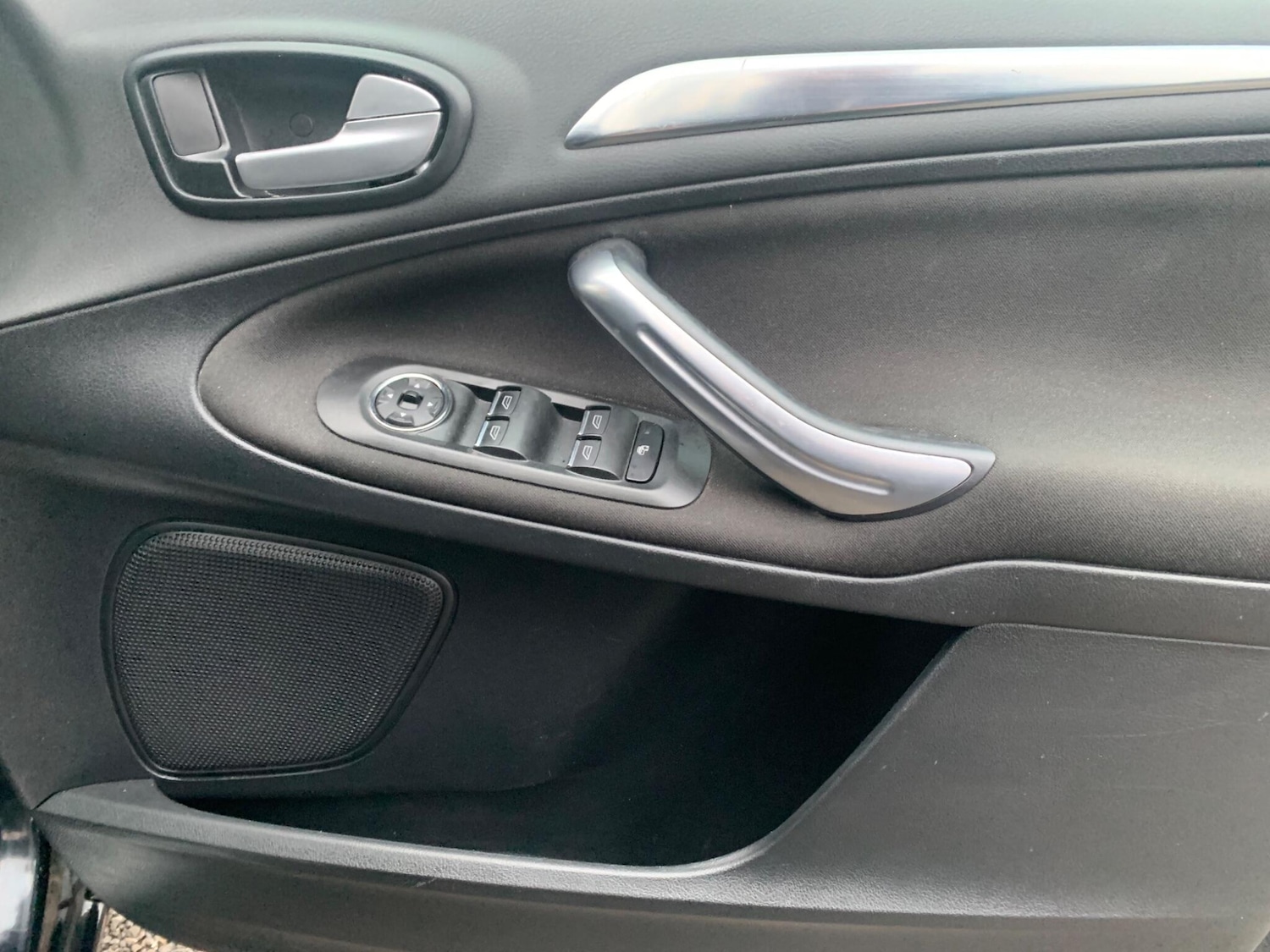 Used Ford Galaxy 2015 for sale - 77060421: Photo 26