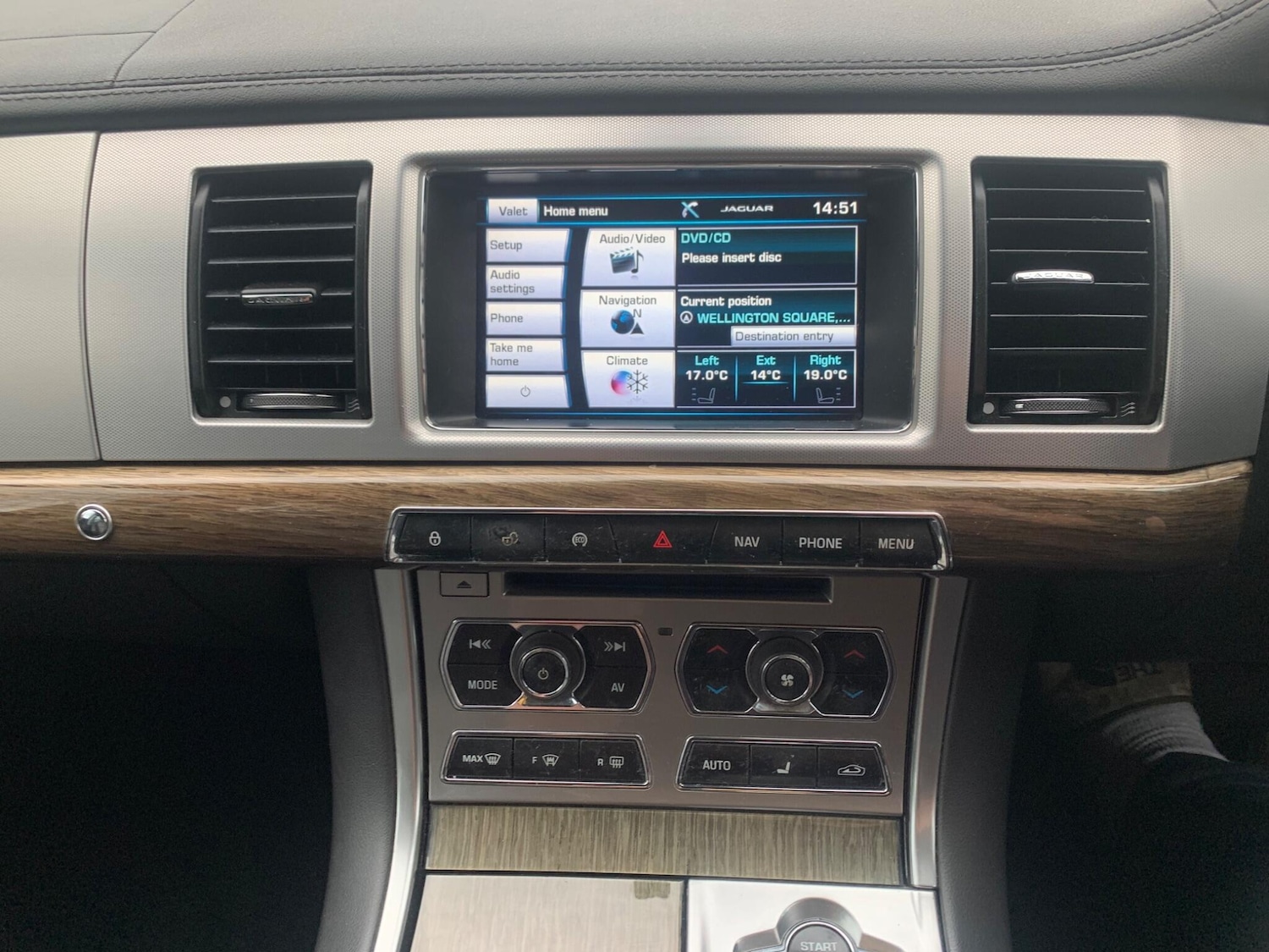 Used Jaguar XF 2014 for sale - 76484381: Photo 32