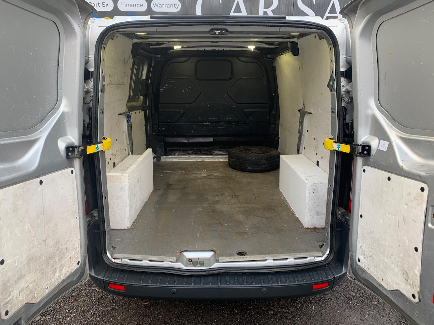 Used Ford Transit Custom 2017 for sale - 77015451: Photo 28