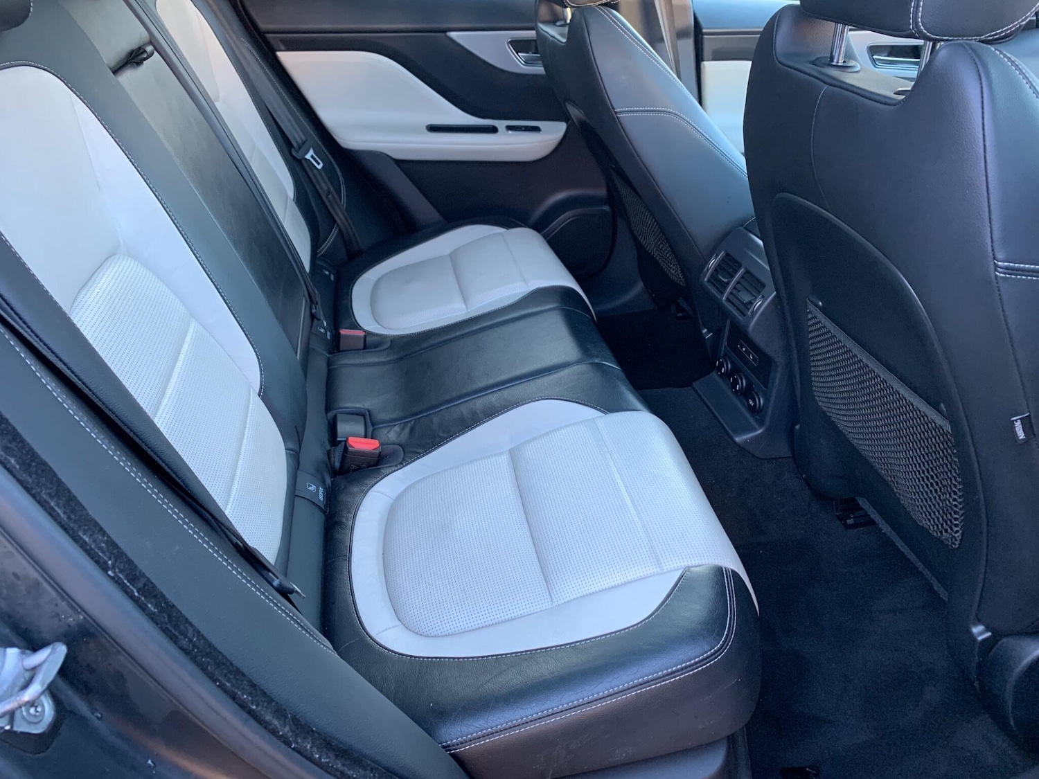 Used Jaguar F-Pace 2016 for sale - 76759717: Photo 15