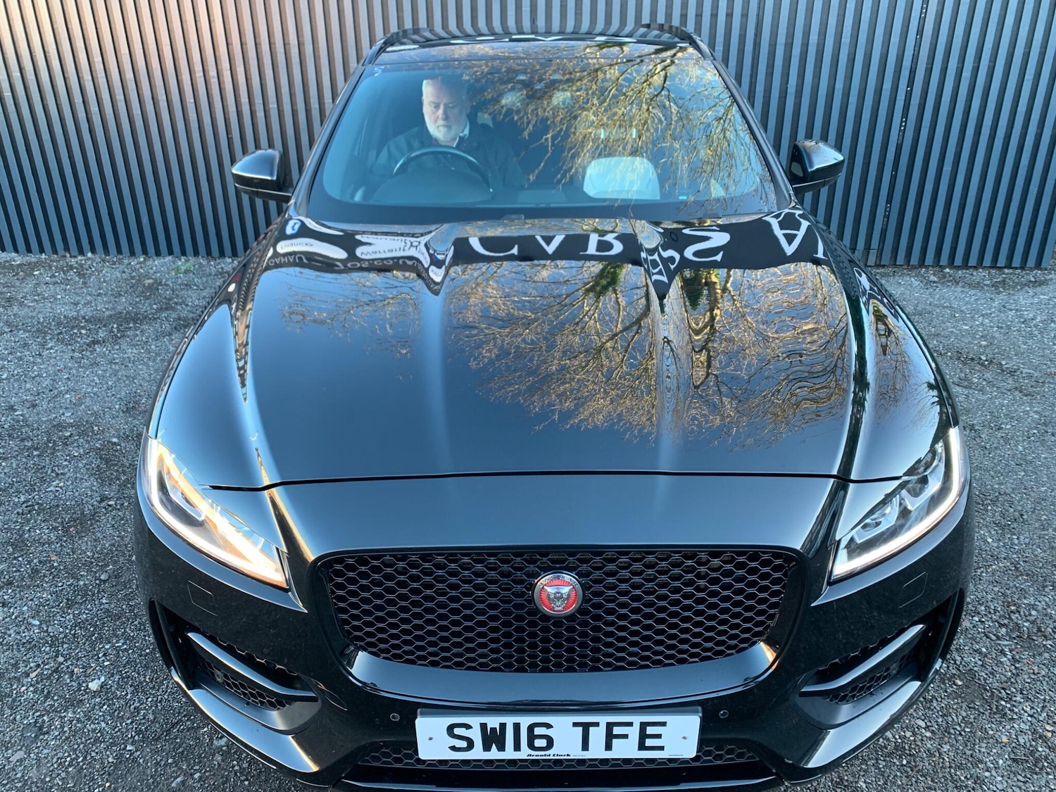 Used Jaguar F-Pace 2016 for sale - 76759717: Photo 2