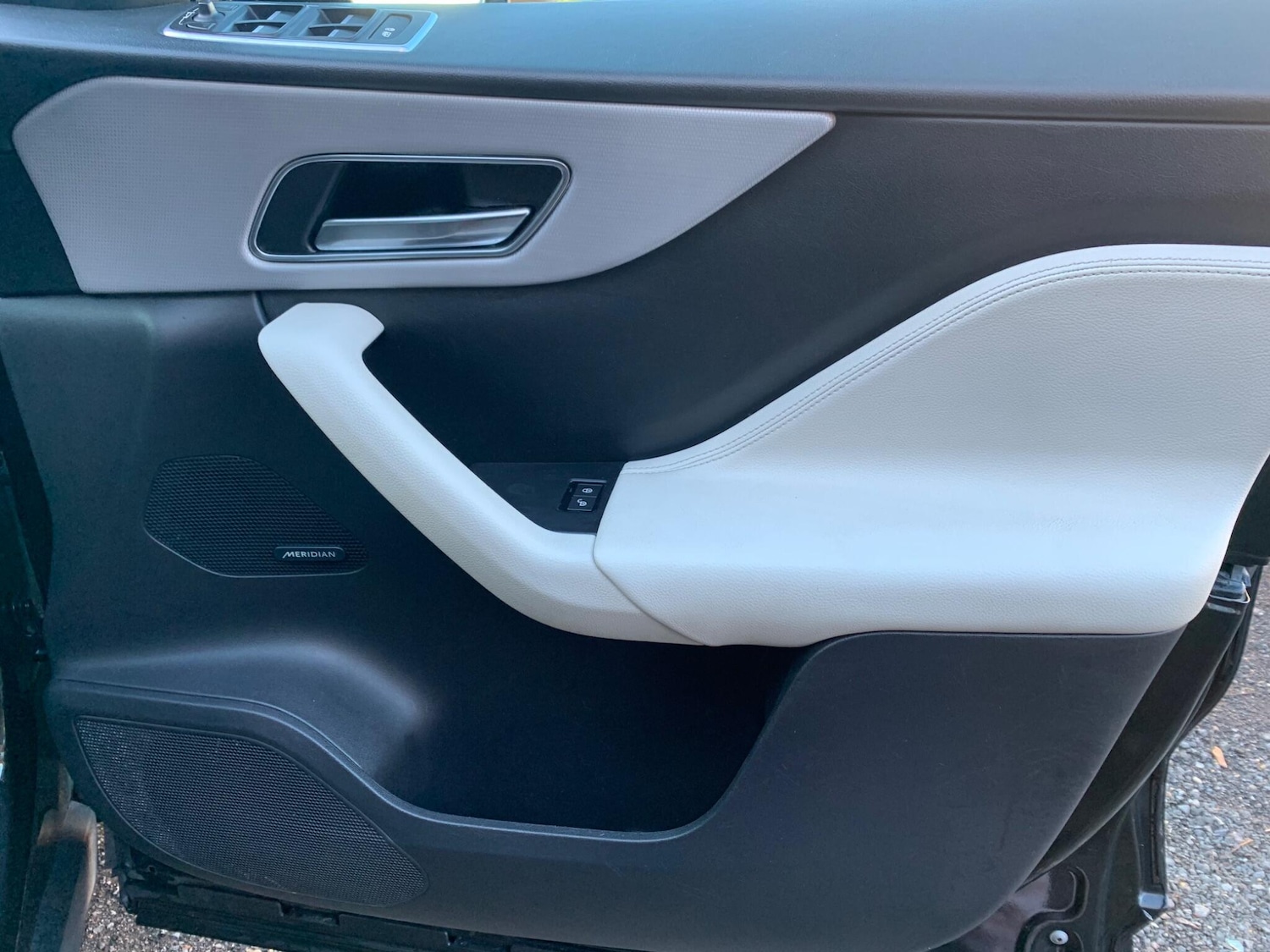 Used Jaguar F-Pace 2016 for sale - 76759717: Photo 22