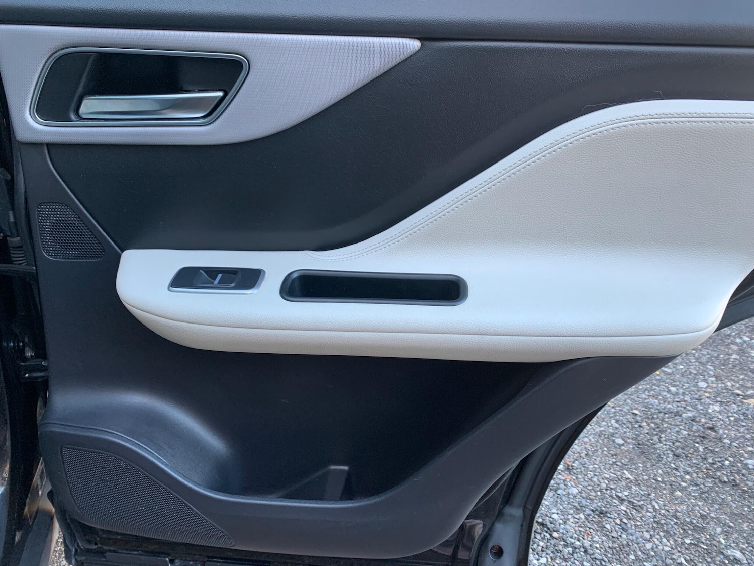 Used Jaguar F-Pace 2016 for sale - 76759717: Photo 23