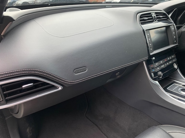 Used Jaguar XE 2018 for sale - 75681941: Photo 34