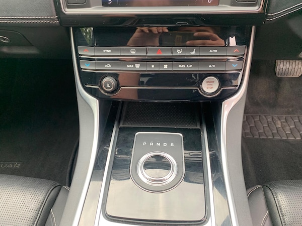 Used Jaguar XE 2018 for sale - 75681941: Photo 48