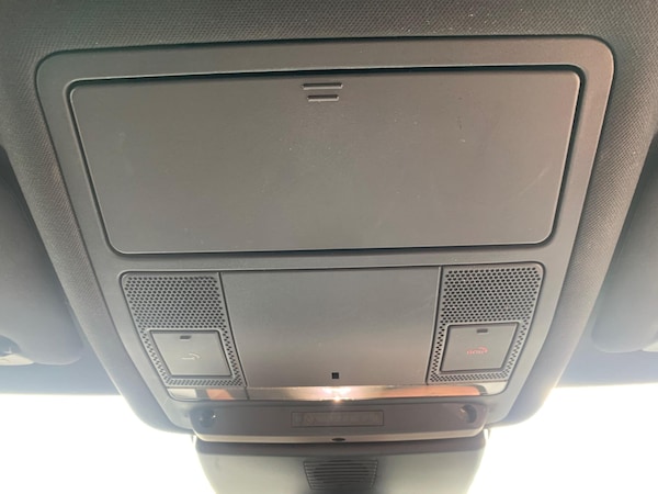 Used Jaguar XE 2018 for sale - 75681941: Photo 52
