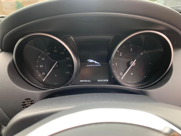 Used Jaguar XE 2018 for sale - 75681941: Photo 53