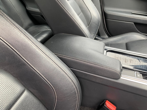 Used Jaguar XE 2018 for sale - 75681941: Photo 54