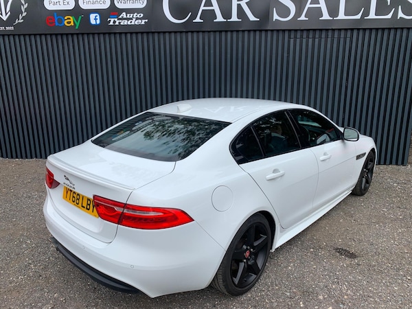 Used Jaguar XE 2018 for sale - 75681941: Photo 5