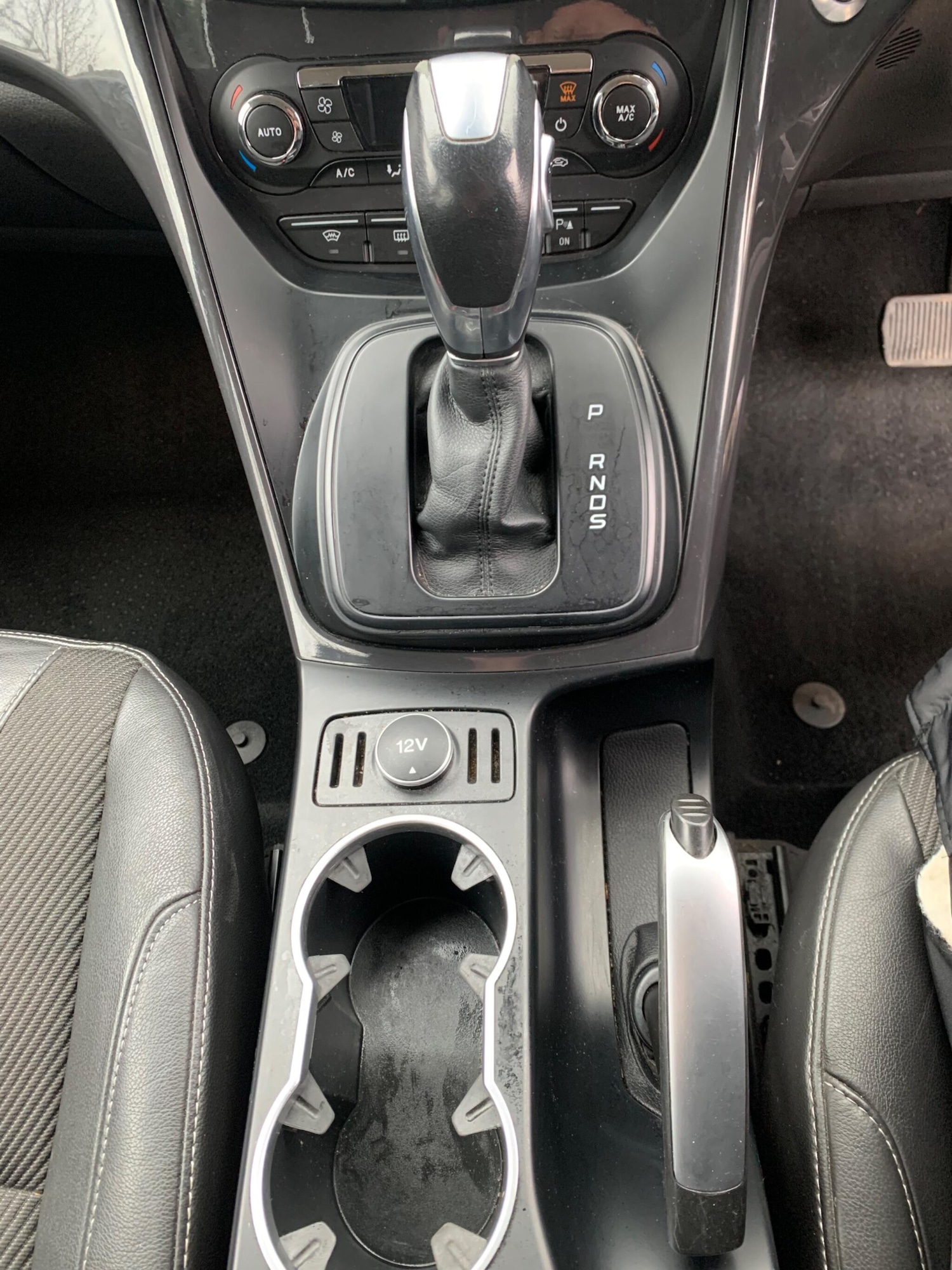 Used Ford Kuga 2015 for sale - 76597352: Photo 11