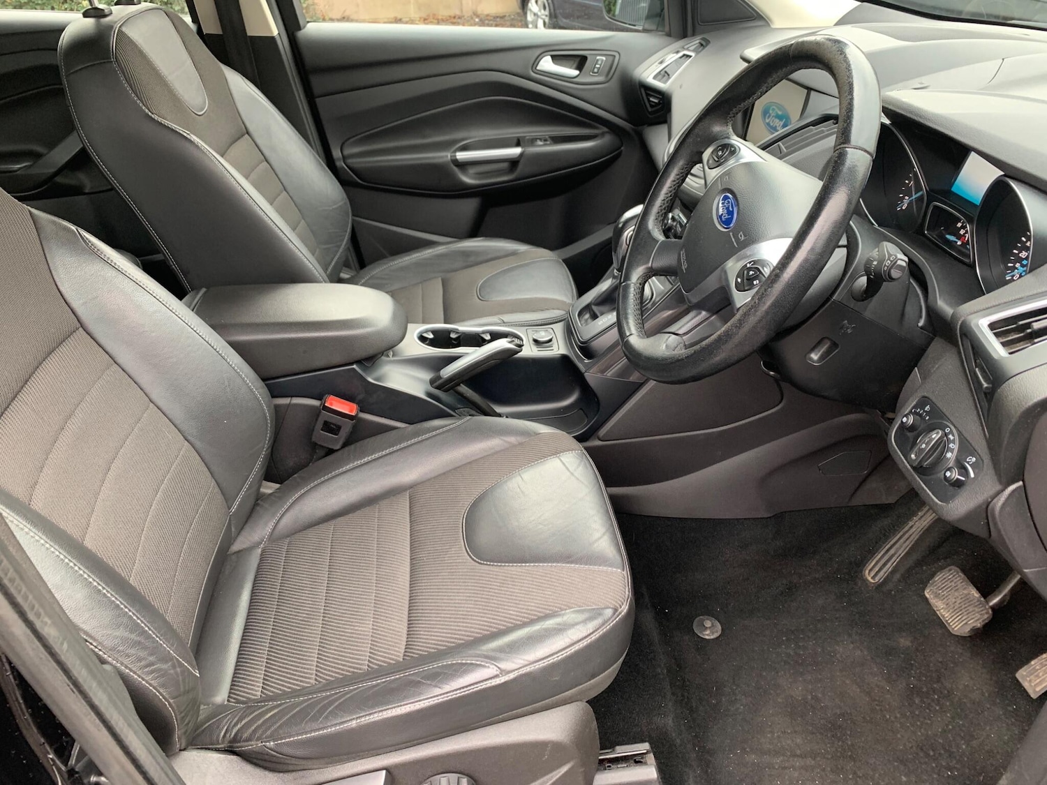 Used Ford Kuga 2015 for sale - 76597352: Photo 12