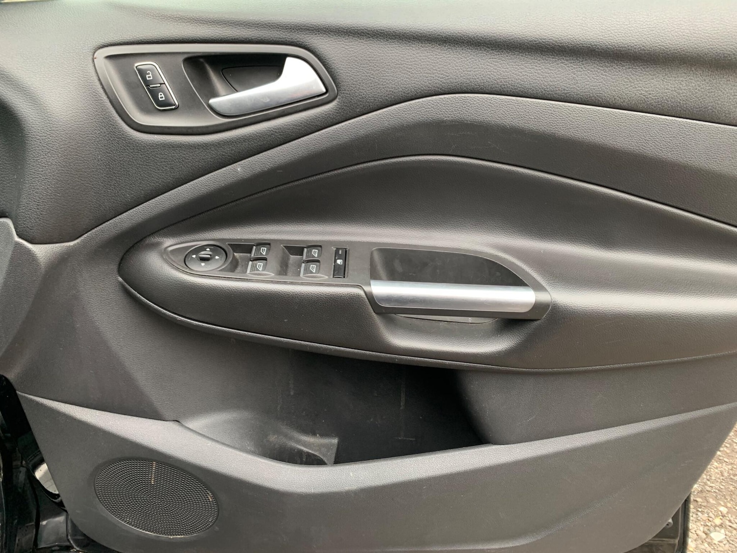 Used Ford Kuga 2015 for sale - 76597352: Photo 18