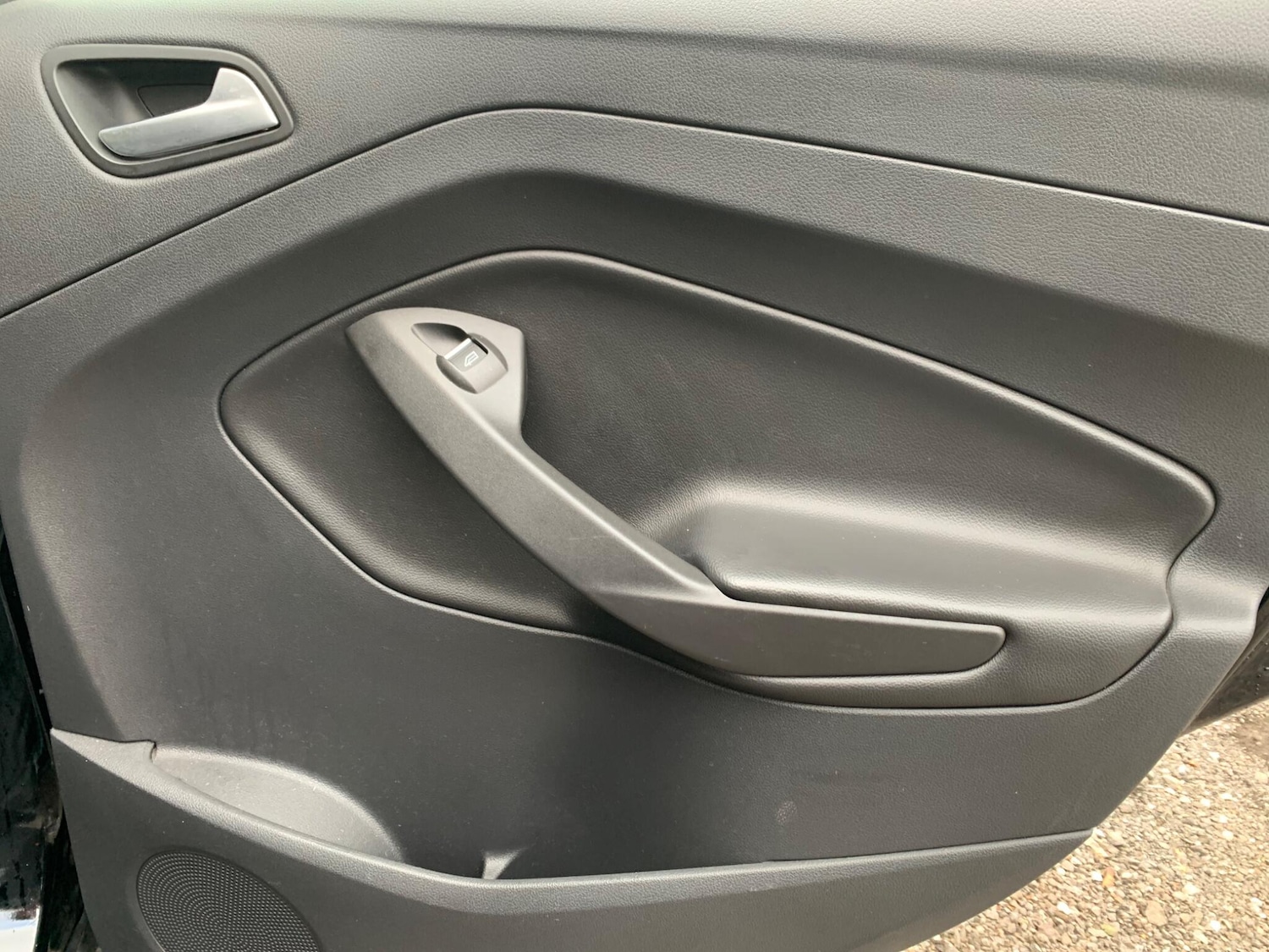 Used Ford Kuga 2015 for sale - 76597352: Photo 19