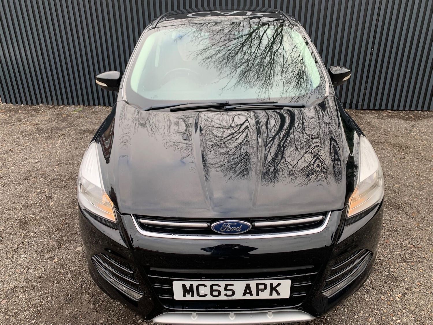 Used Ford Kuga 2015 for sale - 76597352: Photo 2