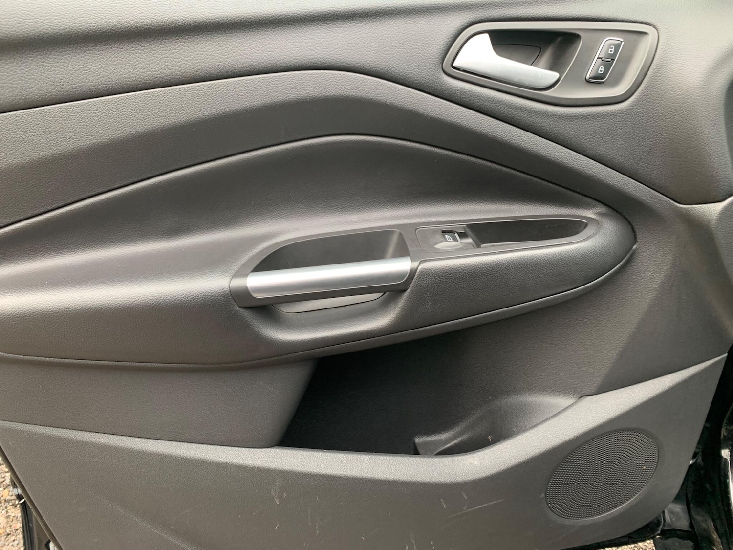 Used Ford Kuga 2015 for sale - 76597352: Photo 20