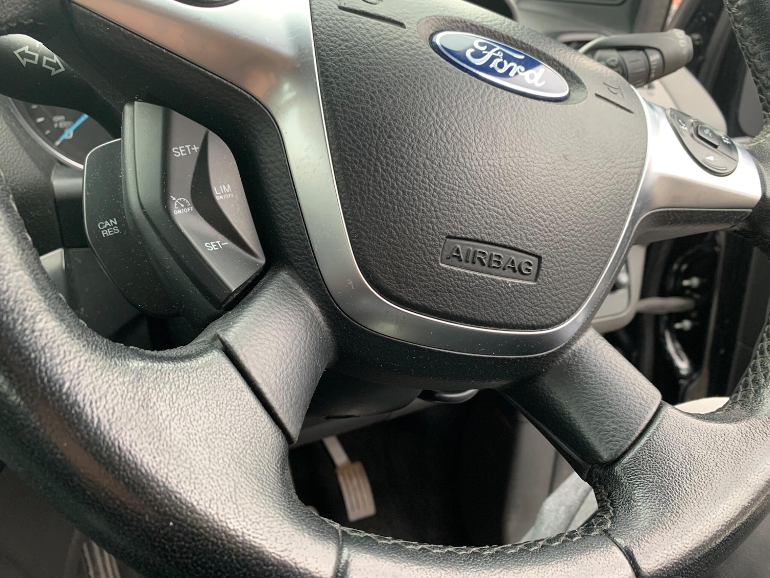 Used Ford Kuga 2015 for sale - 76597352: Photo 38