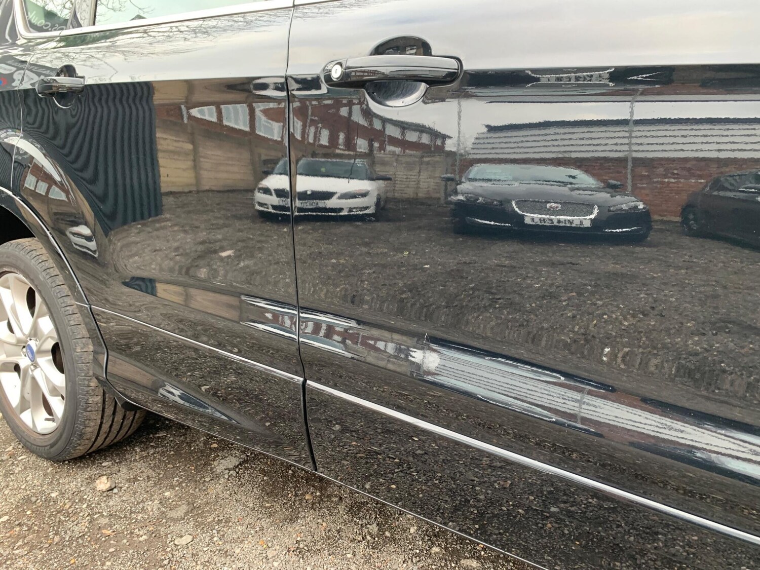 Used Ford Kuga 2015 for sale - 76597352: Photo 48