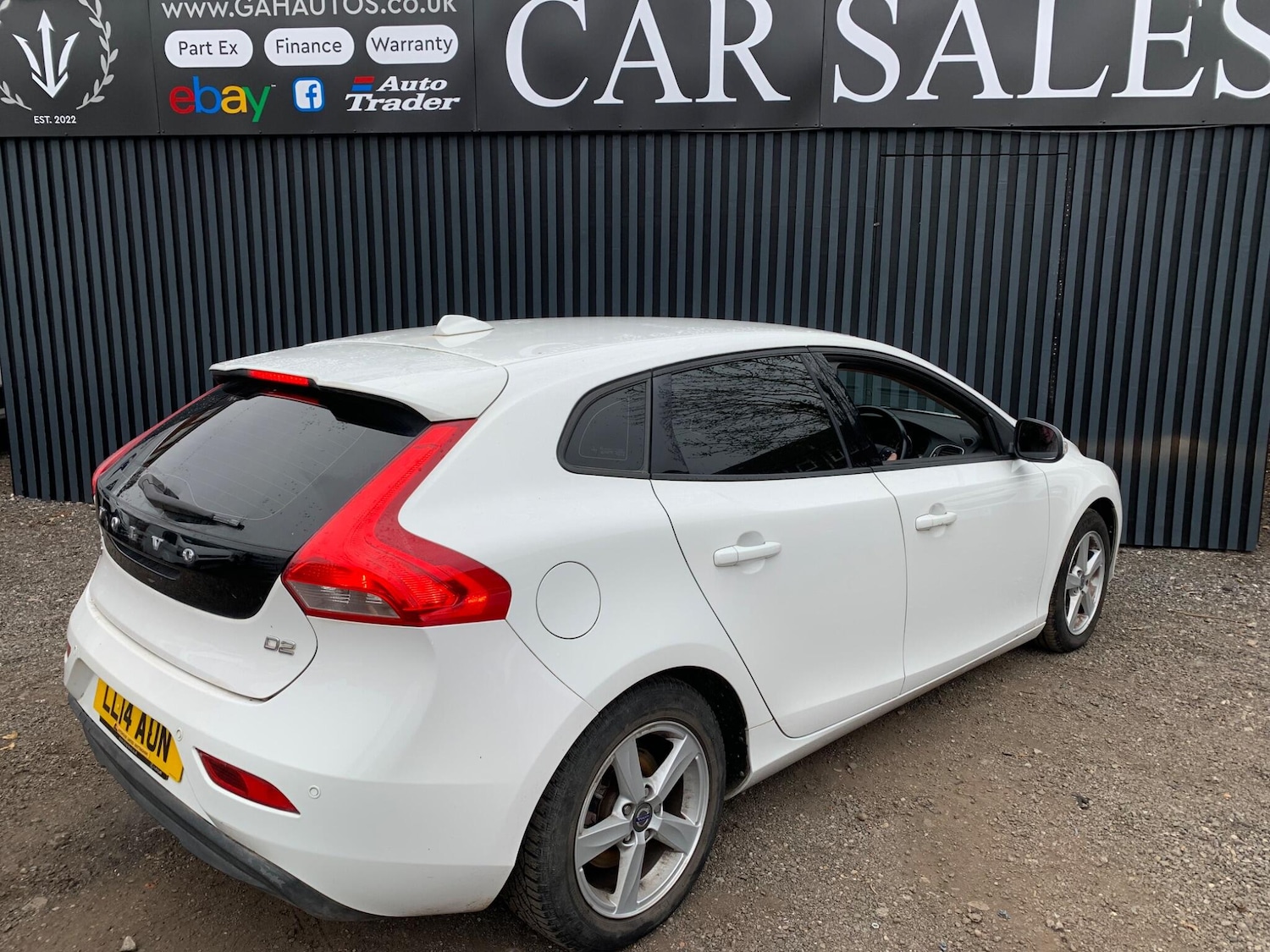 Used Volvo V40 2014 for sale - 78019842: Photo 16