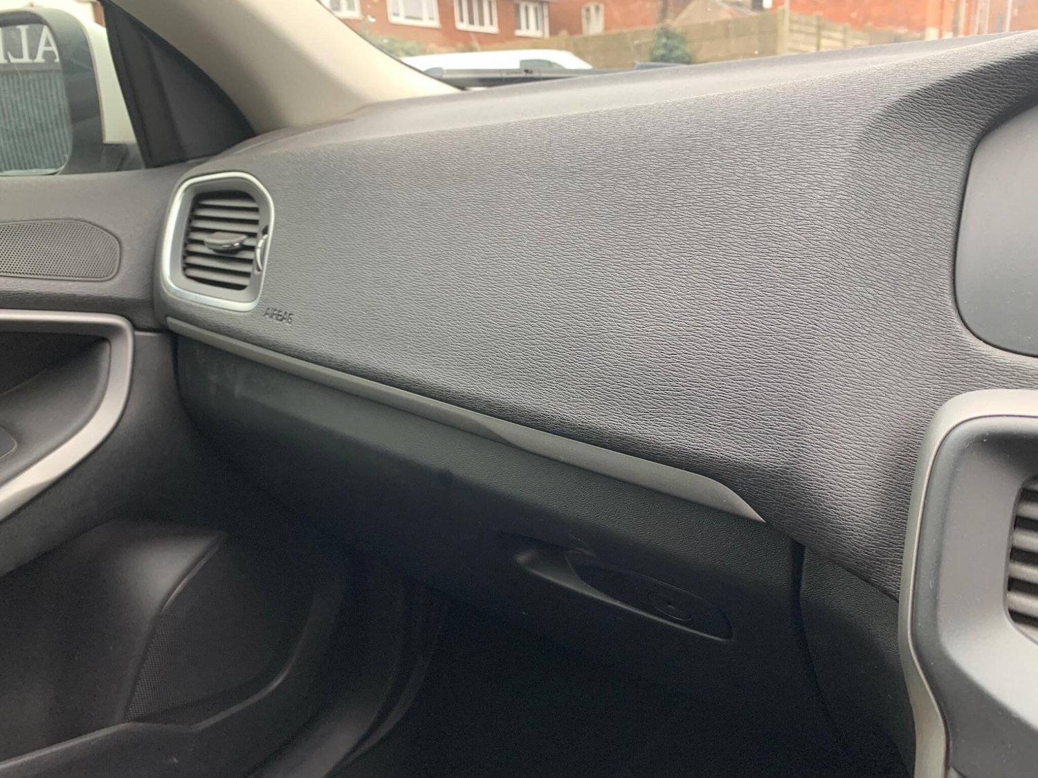 Used Volvo V40 2014 for sale - 78019842: Photo 18