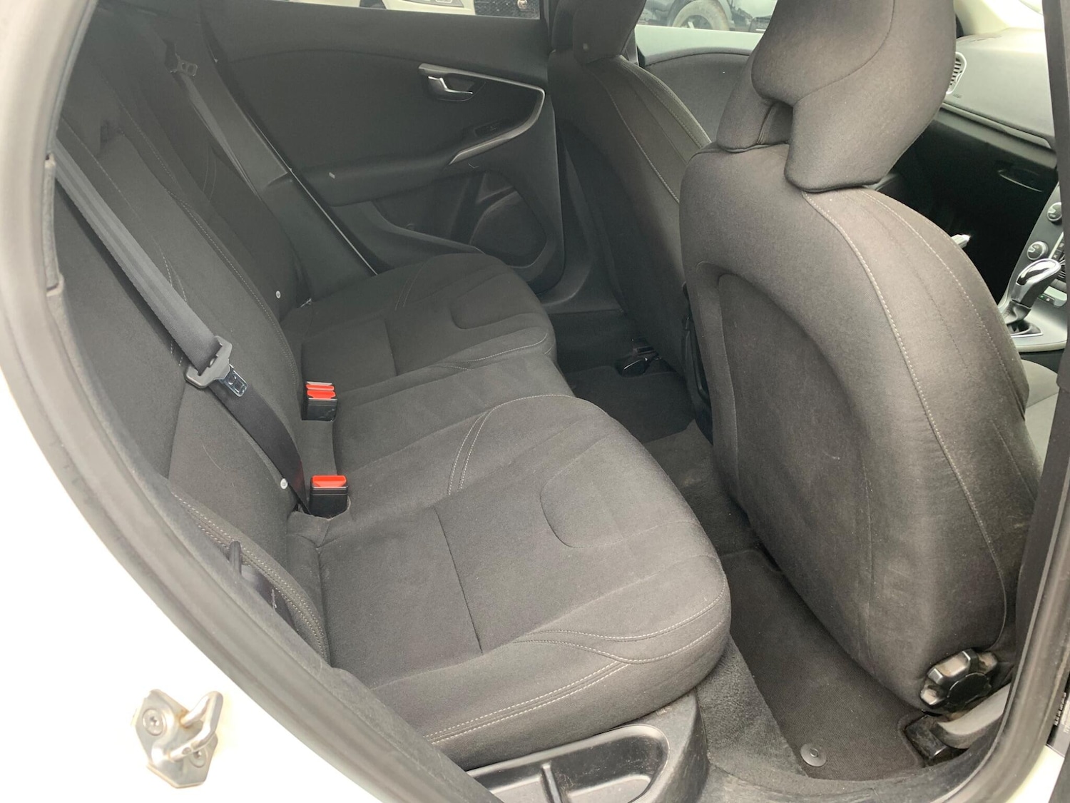 Used Volvo V40 2014 for sale - 78019842: Photo 24