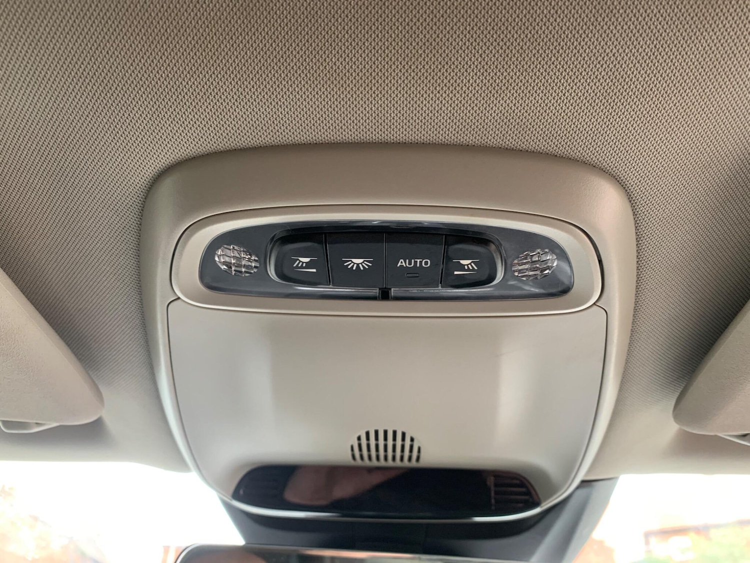 Used Volvo V40 2014 for sale - 78019842: Photo 27