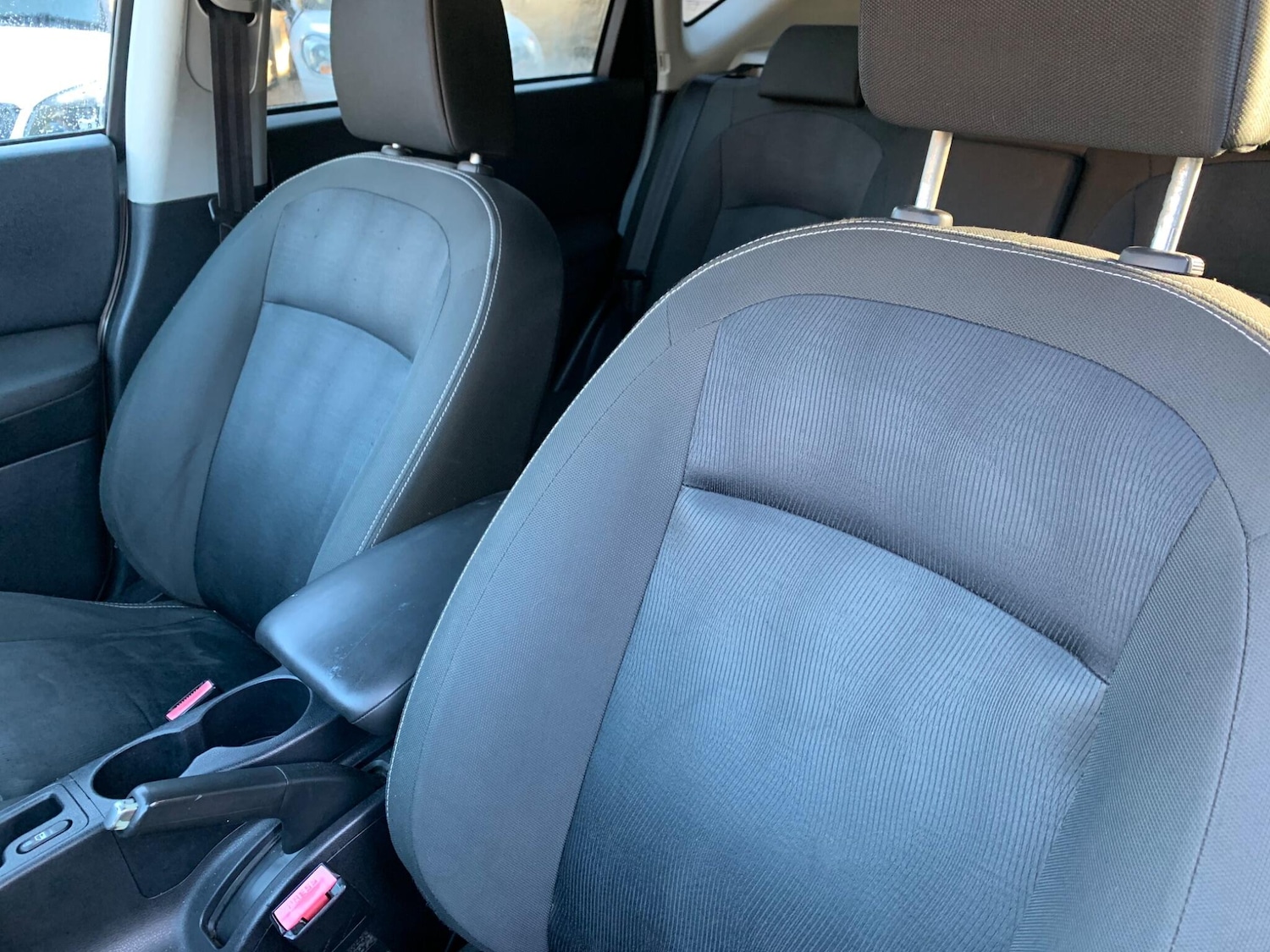 Used Nissan Qashqai 2011 for sale - 76026623: Photo 31