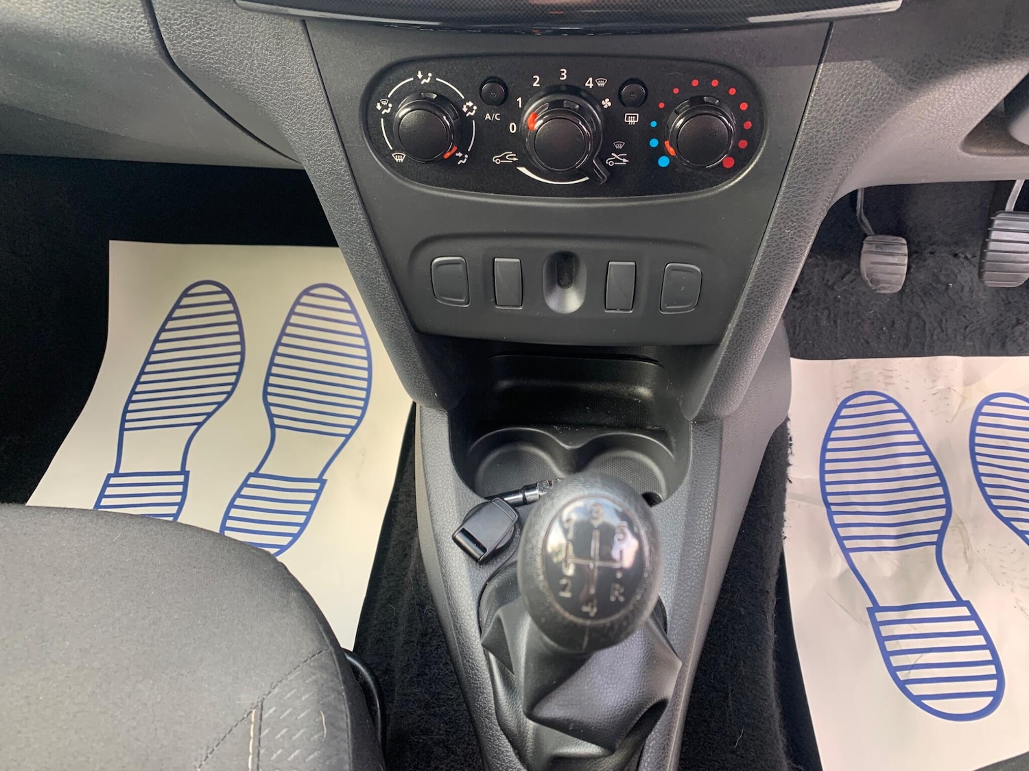 Used Dacia Sandero 2018 for sale - 75949903: Photo 40