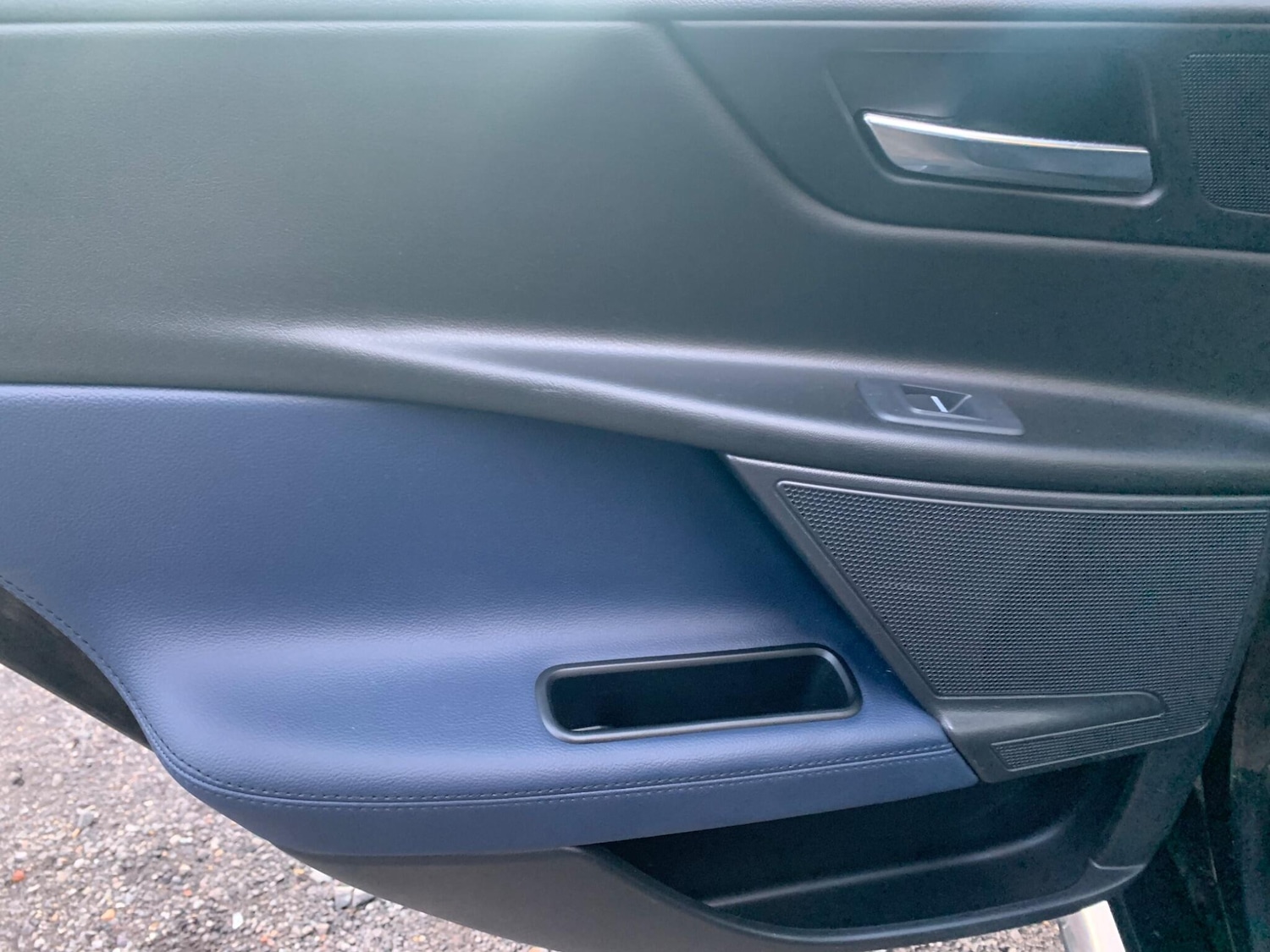 Used Jaguar XE 2016 for sale - 76759292: Photo 24