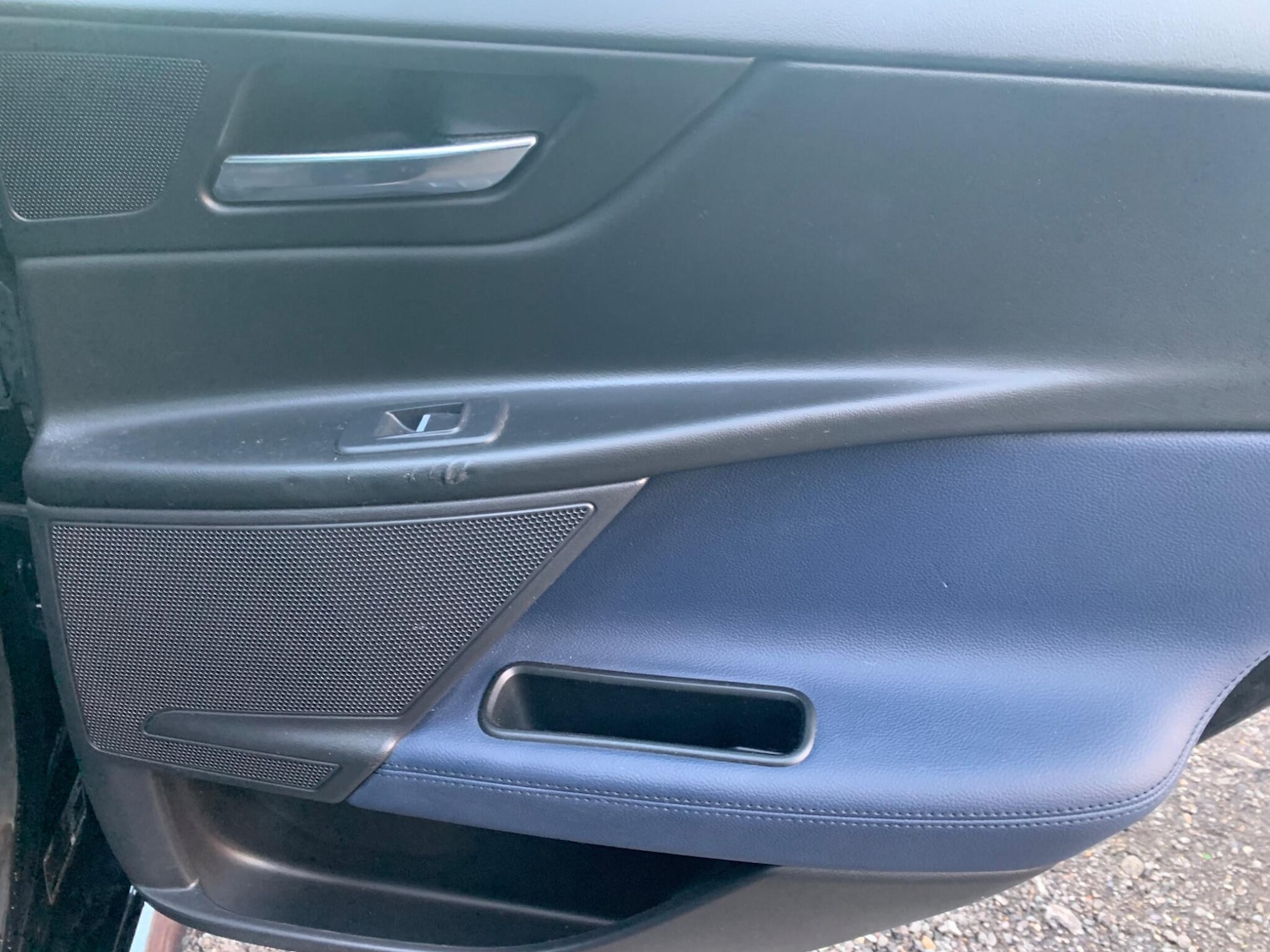 Used Jaguar XE 2016 for sale - 76759292: Photo 25