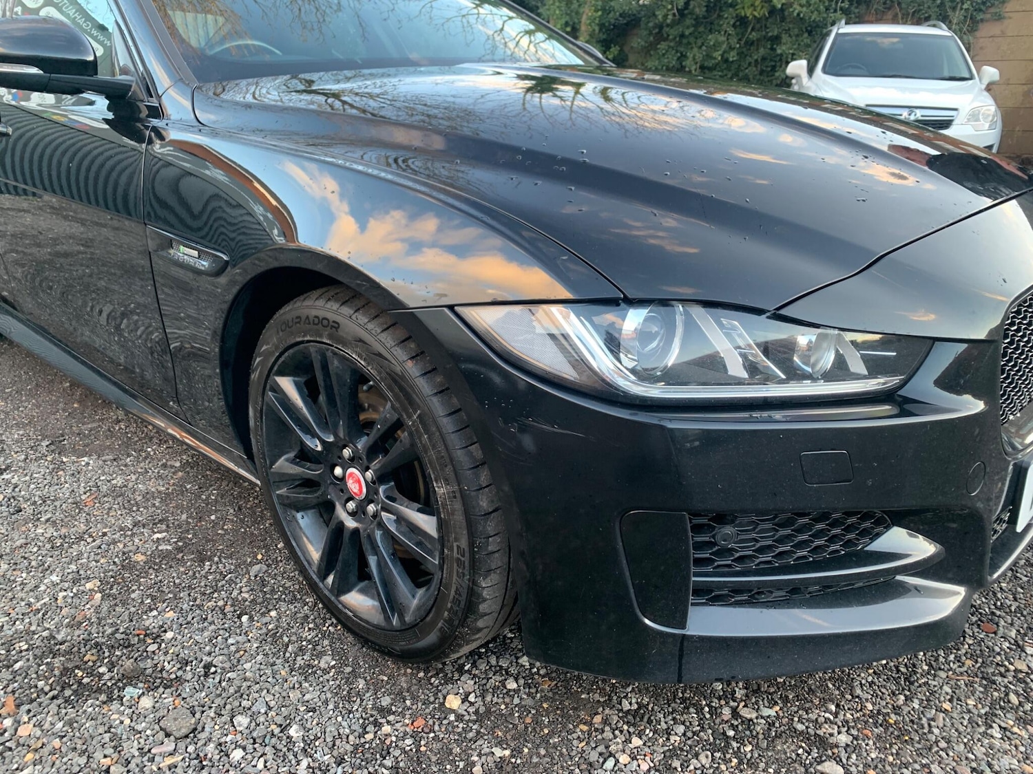 Used Jaguar XE 2016 for sale - 76759292: Photo 5