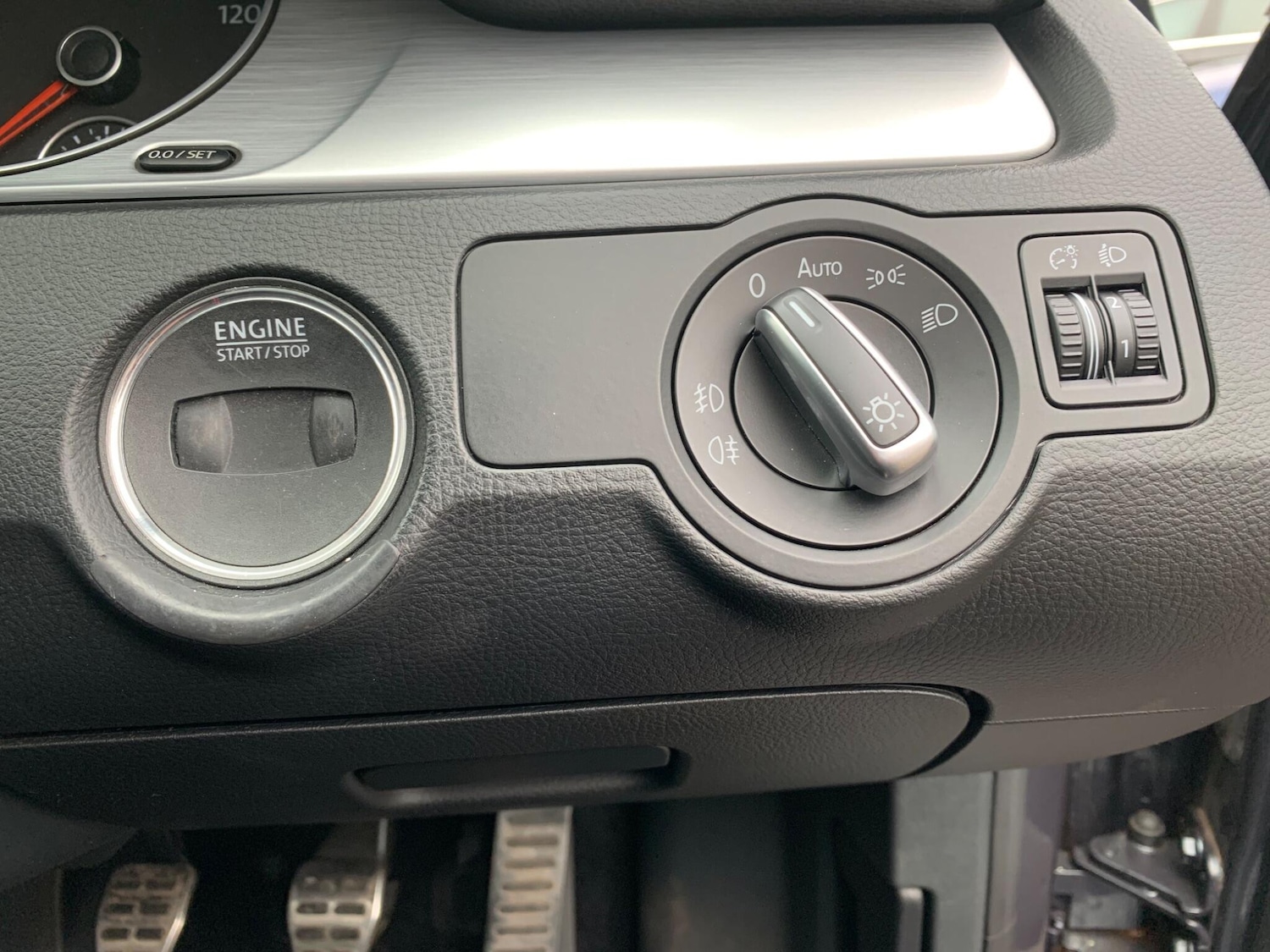 Used Volkswagen Passat 2014 for sale - 77957448: Photo 22