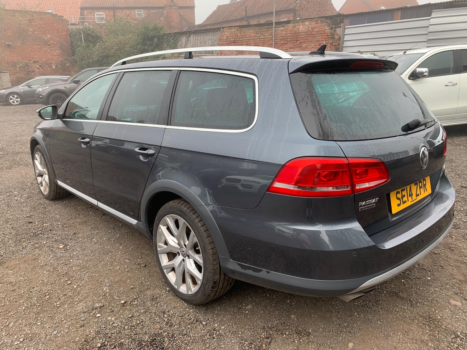 Used Volkswagen Passat 2014 for sale - 77957448: Photo 8