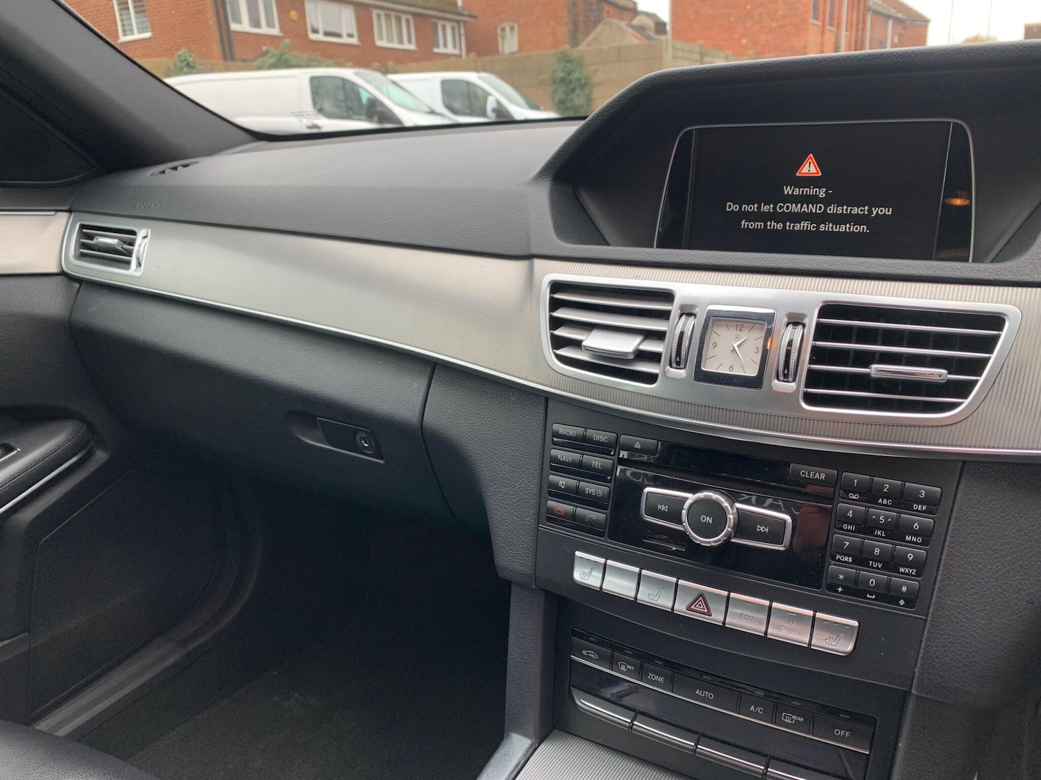 Used Mercedes-Benz E Class 2014 for sale - 77710025: Photo 16