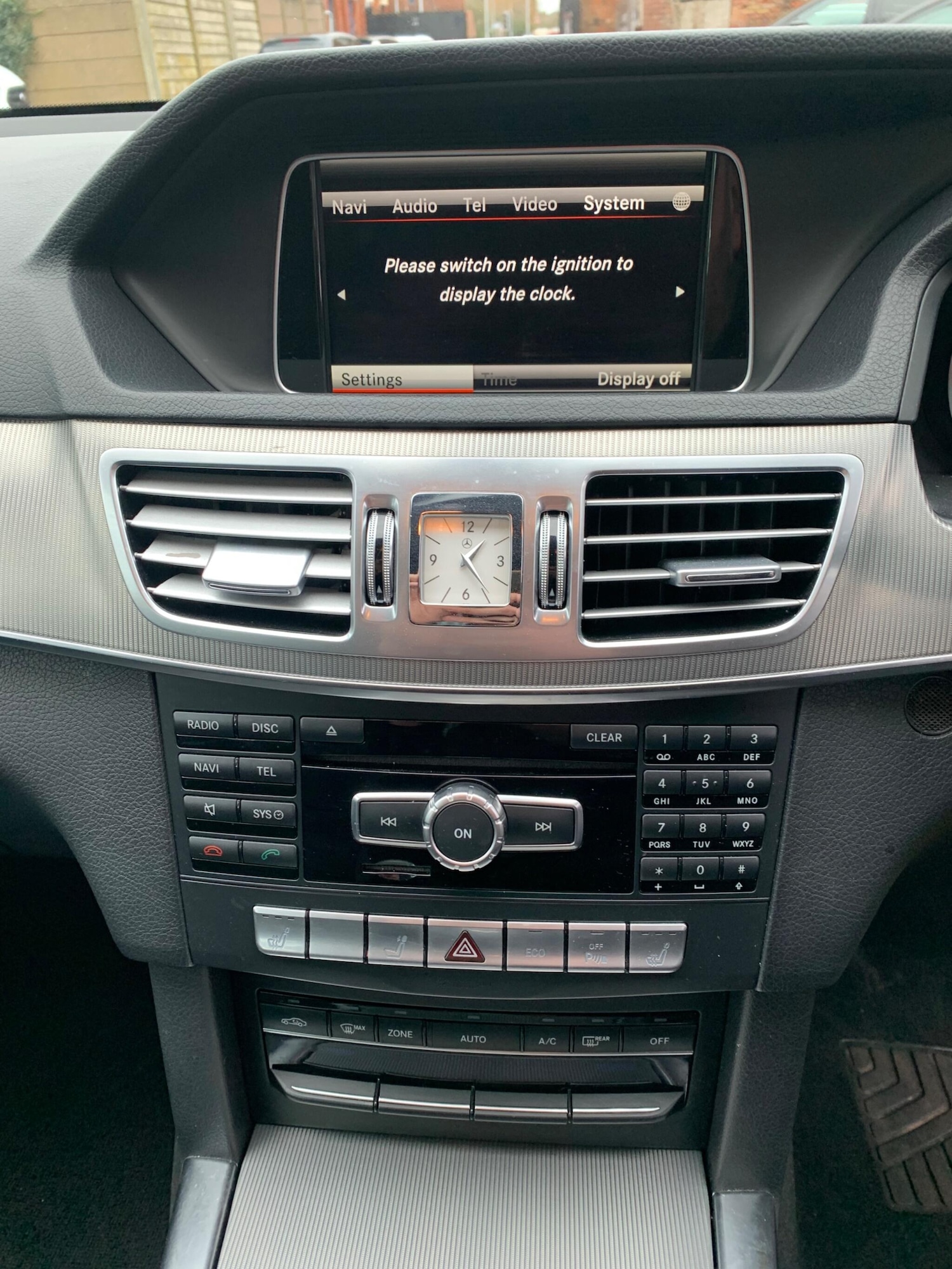 Used Mercedes-Benz E Class 2014 for sale - 77710025: Photo 33