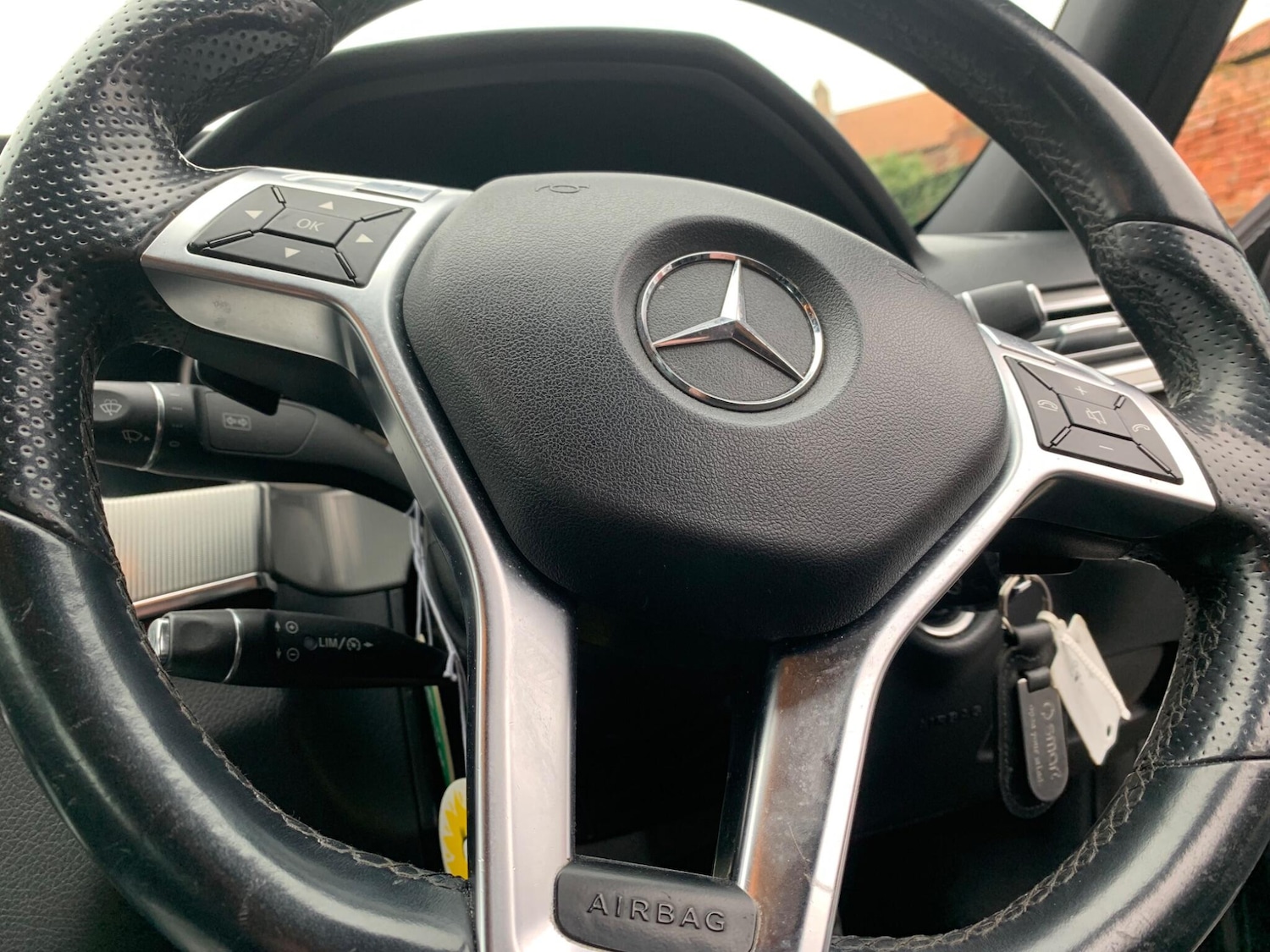 Used Mercedes-Benz E Class 2014 for sale - 77710025: Photo 39