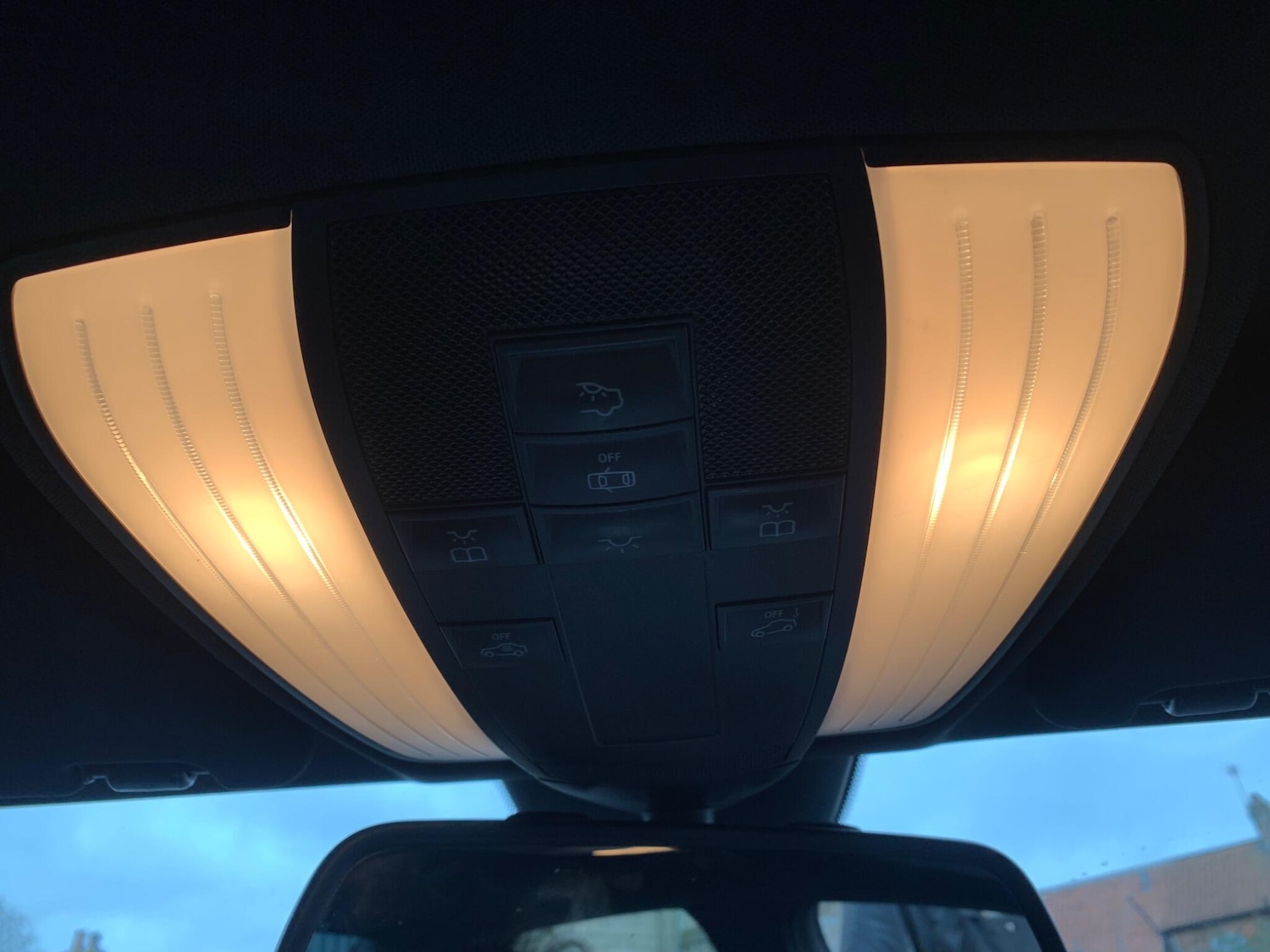 Used Mercedes-Benz E Class 2014 for sale - 77710025: Photo 50