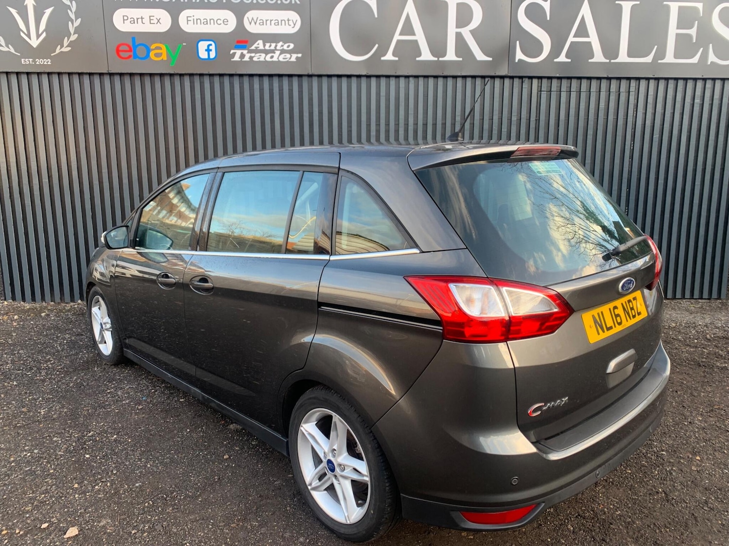 Used Ford Grand C-Max 2016 for sale - 77091181: Photo 2