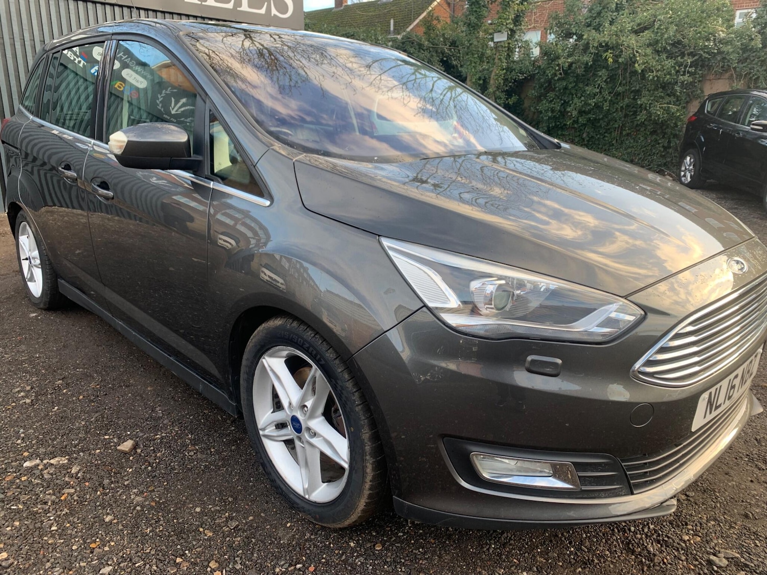 Used Ford Grand C-Max 2016 for sale - 77091181: Photo 5