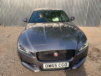Used Jaguar XE 2016 for sale - 78689708: Photo