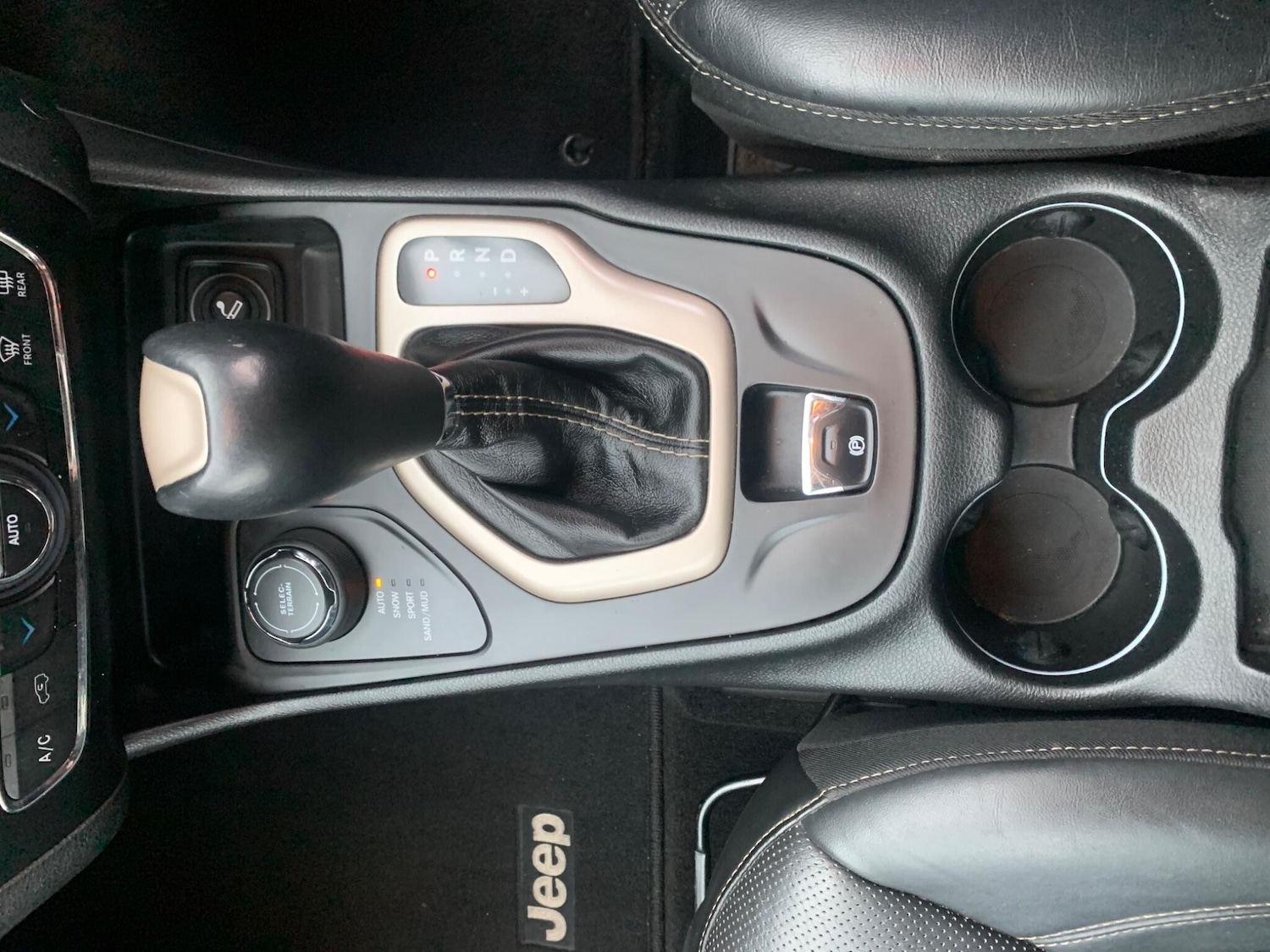 Used Jeep Cherokee 2016 for sale - 77060170: Photo 16