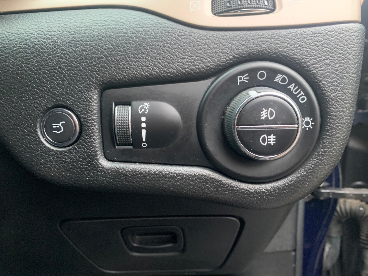 Used Jeep Cherokee 2016 for sale - 77060170: Photo 23