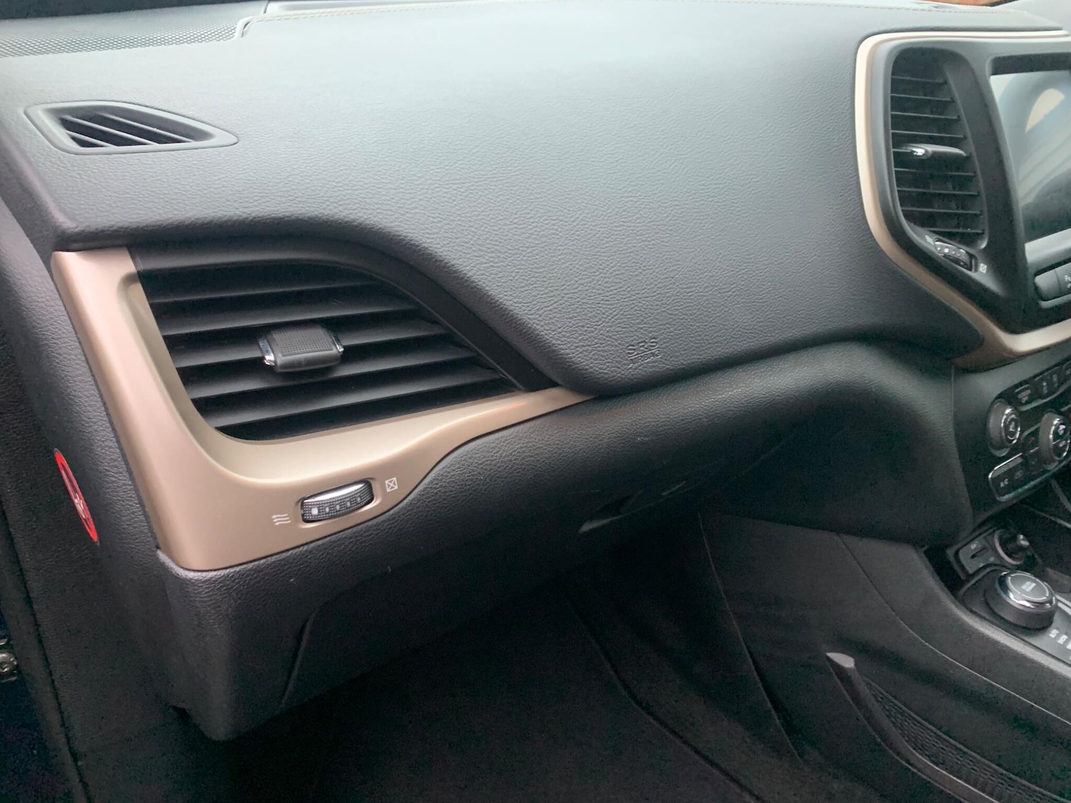 Used Jeep Cherokee 2016 for sale - 77060170: Photo 26