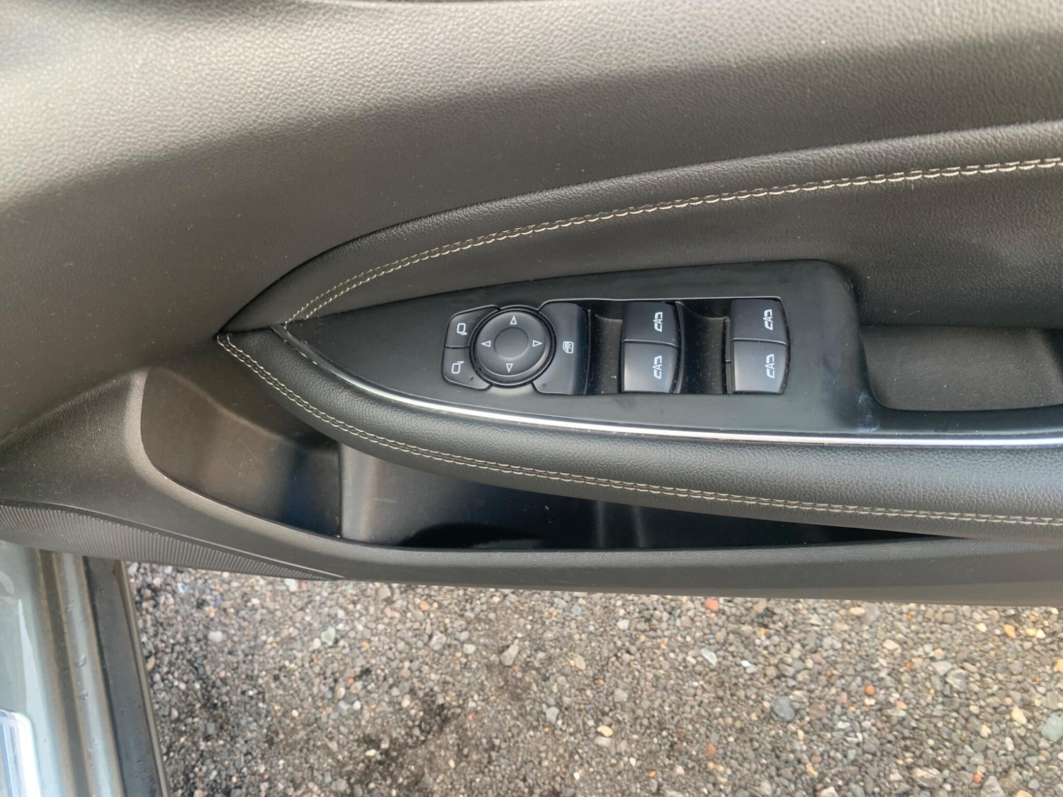 Used Vauxhall Insignia 2018 for sale - 76398235: Photo 31