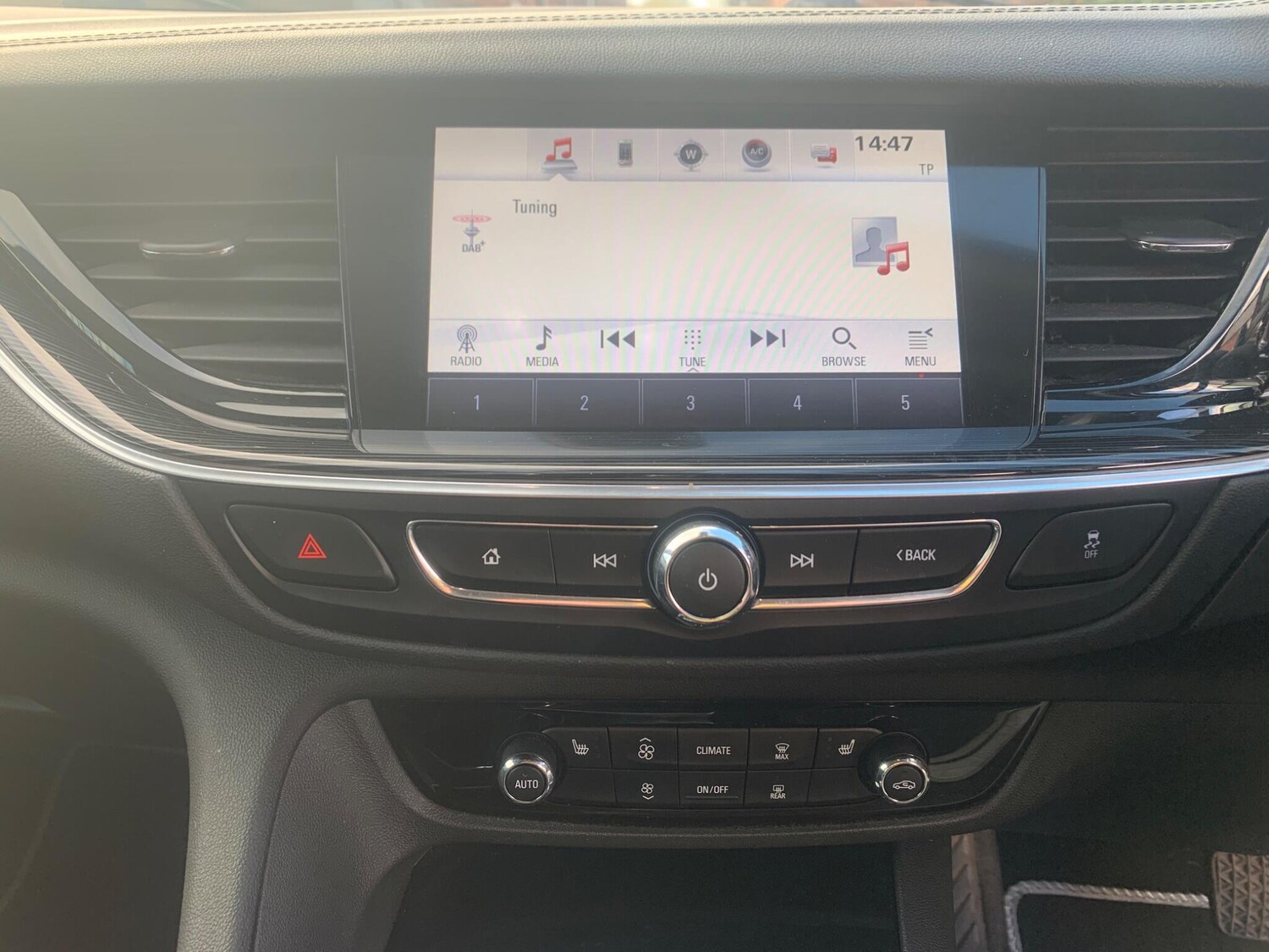 Used Vauxhall Insignia 2018 for sale - 76398235: Photo 35