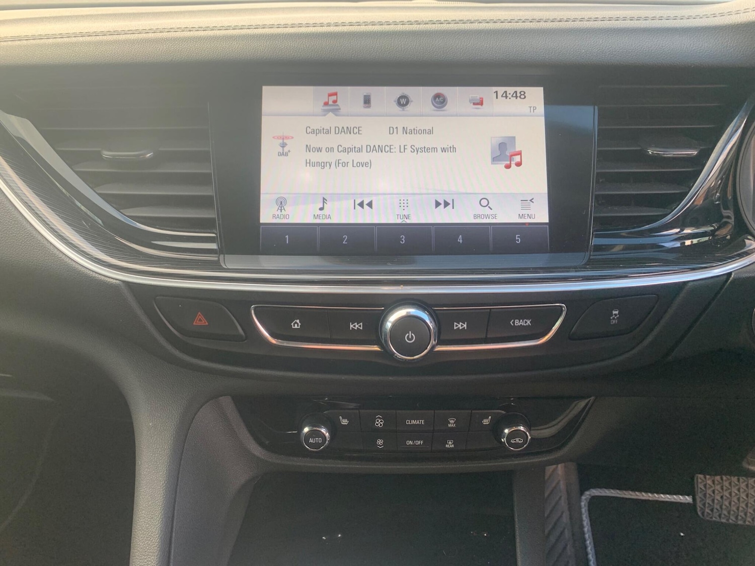 Used Vauxhall Insignia 2018 for sale - 76398235: Photo 39